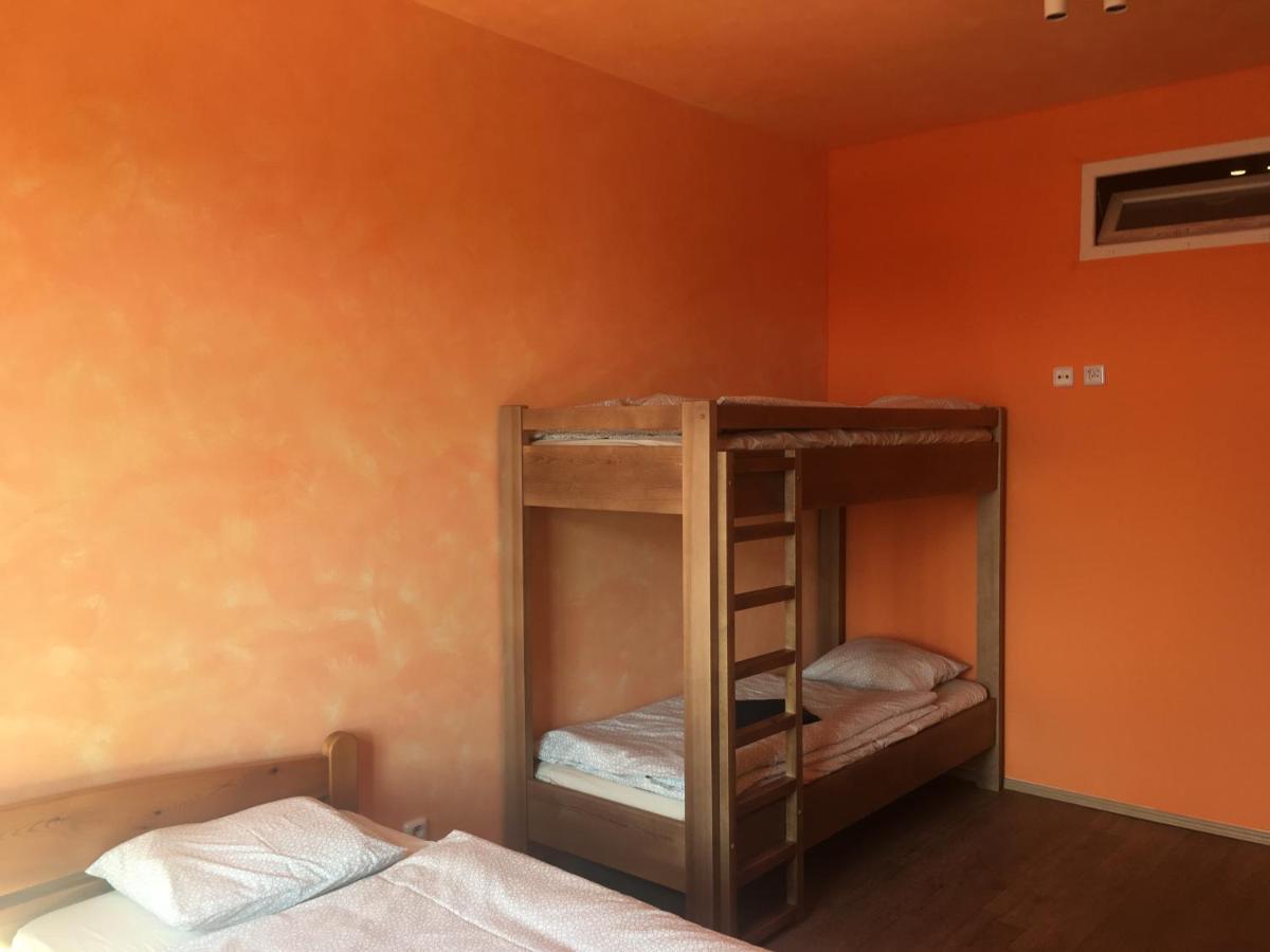 Cb Rooms/Bed&Soup Ceske Budejovice Dış mekan fotoğraf